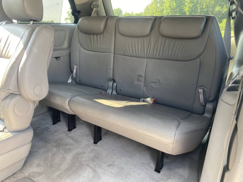 2008 Toyota Sienna XLE