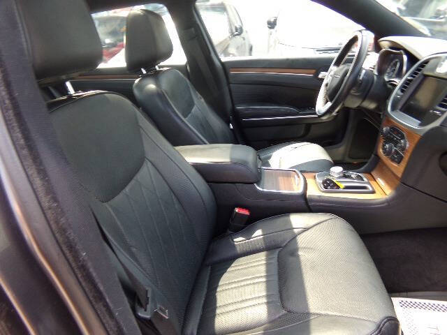 2015 Chrysler 300 C Platinum