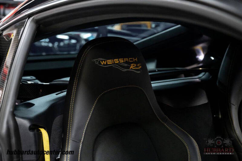 2023 Porsche 718 Cayman GT4 RS