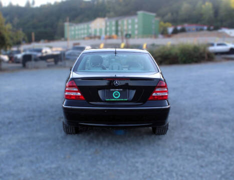 2005 Mercedes-Benz C-Class C 320