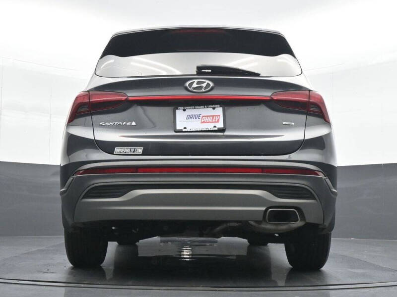 2023 Hyundai Santa Fe SE