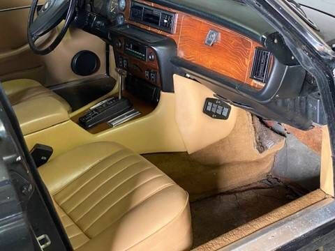 1983 Jaguar XJ6