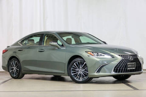 2025 Lexus ES 300h
