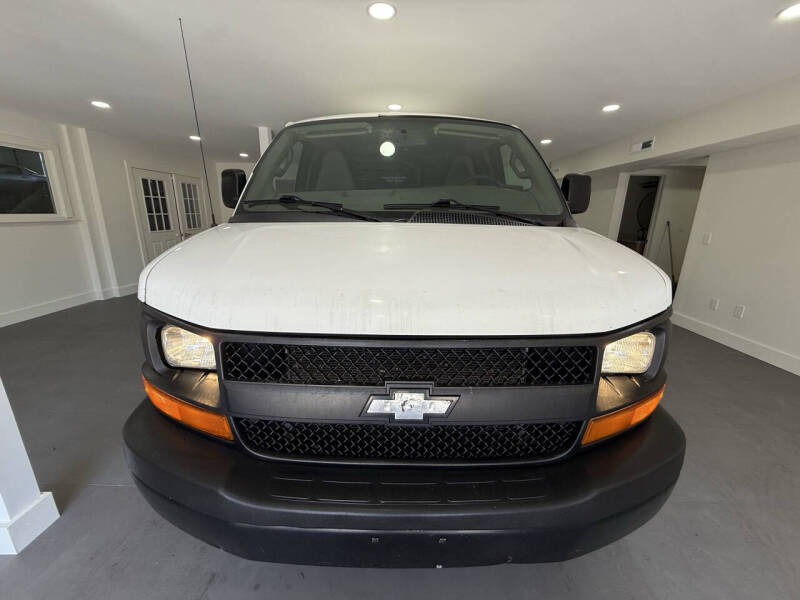 2017 Chevrolet Express 2500