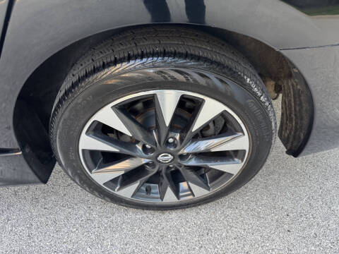 2019 Nissan Sentra SR