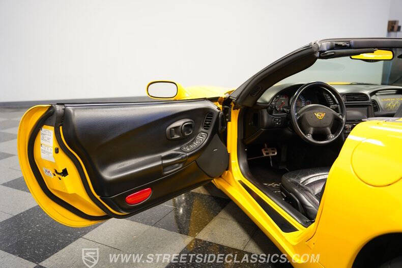2004 Chevrolet Corvette