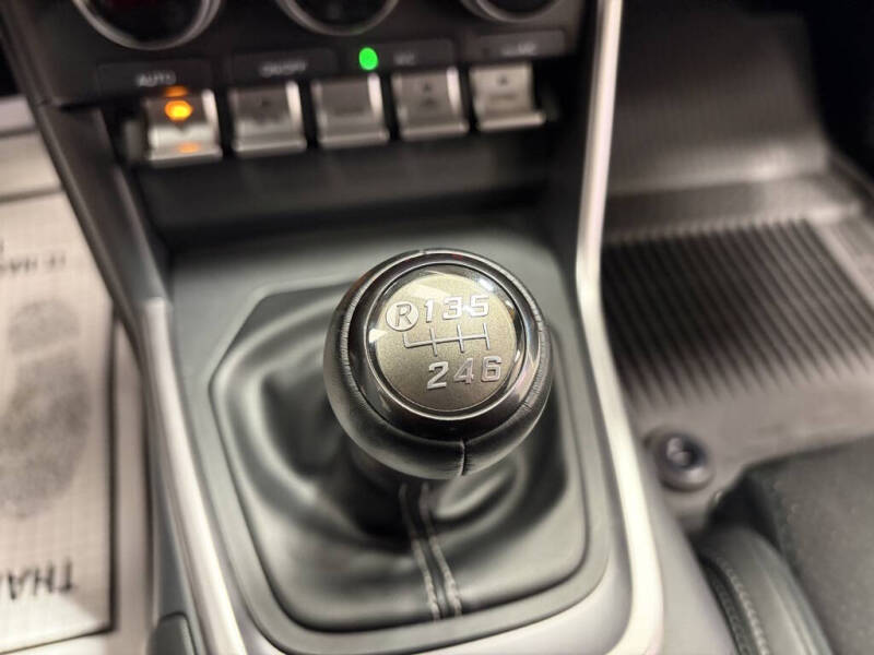 2024 Toyota GR86 Premium