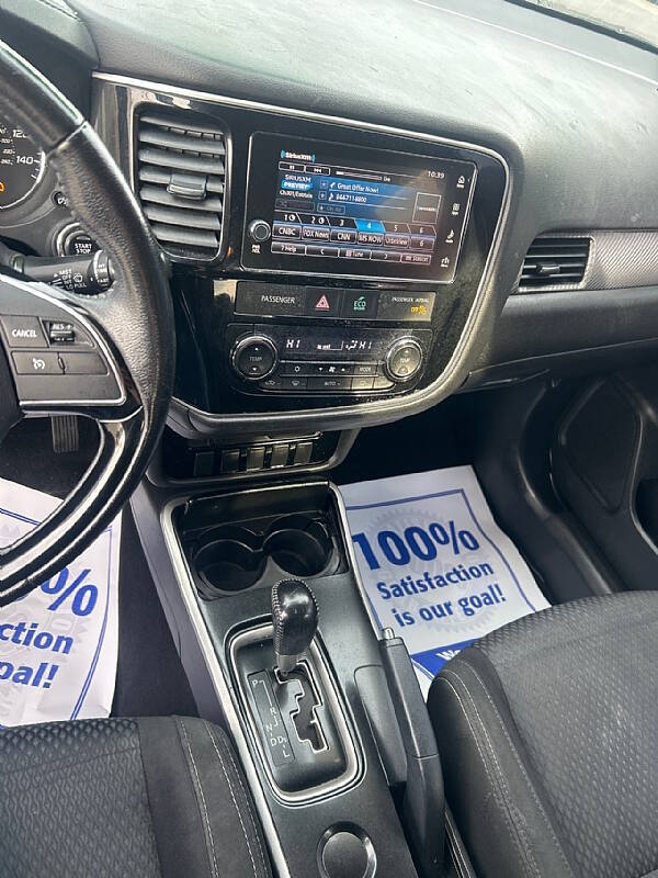 2018 Mitsubishi Outlander SE