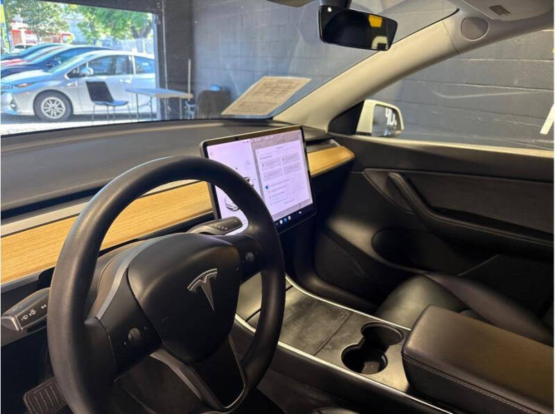 2020 Tesla Model Y Long Range