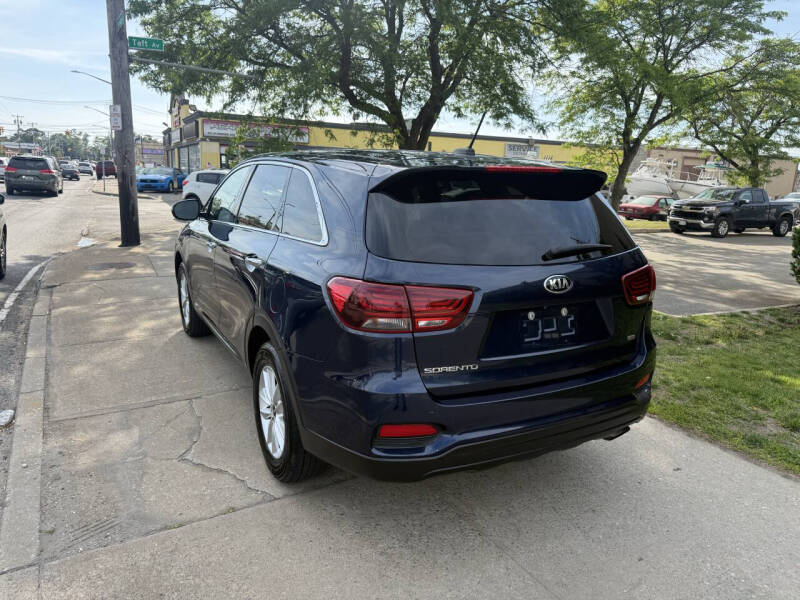 2019 Kia Sorento LX