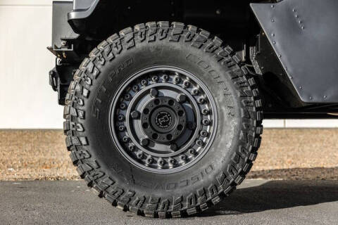 2025 AM General Hummer