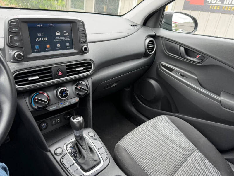 2020 Hyundai Kona SEL