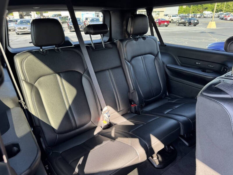 2024 Jeep Wagoneer L