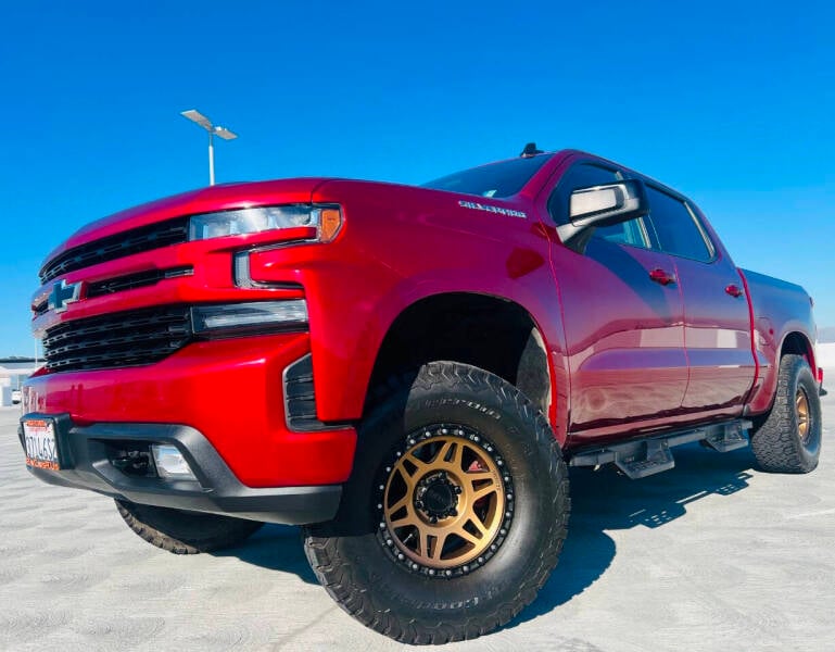 2019 Chevrolet Silverado 1500 RST photo 4