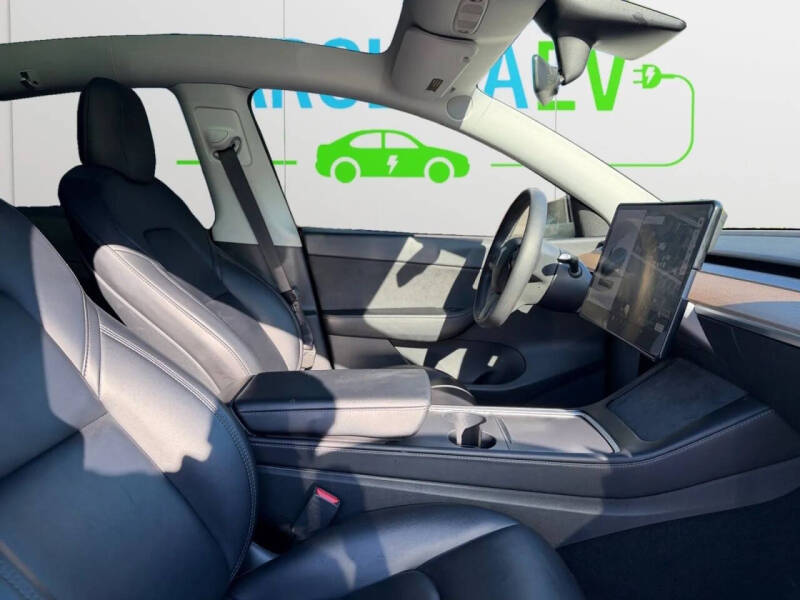 2022 Tesla Model Y Long Range