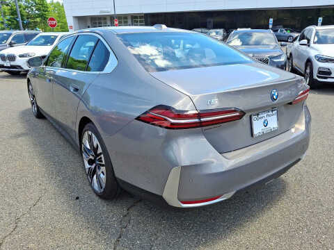2025 BMW i5 xDrive40