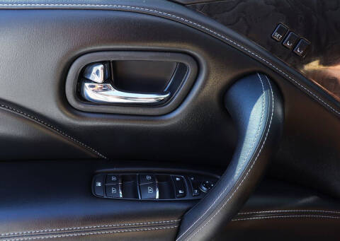 2022 Infiniti QX80 Luxe