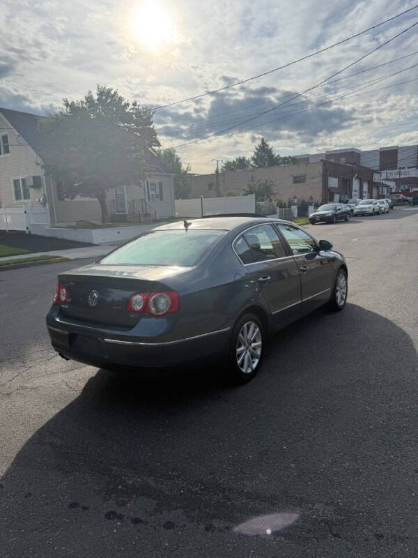 2010 Volkswagen Passat Komfort PZEV