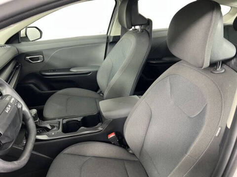 2025 Kia K4 LX