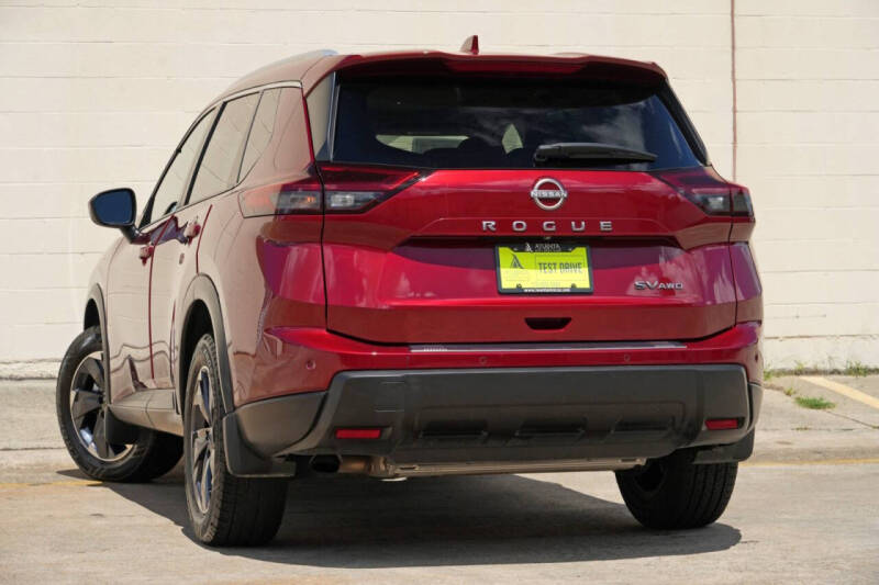2024 Nissan Rogue SV