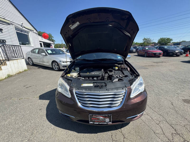 2012 Chrysler 200 Limited