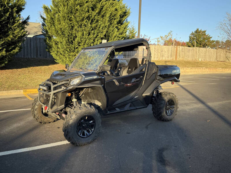 2023 Can-Am Commander XT