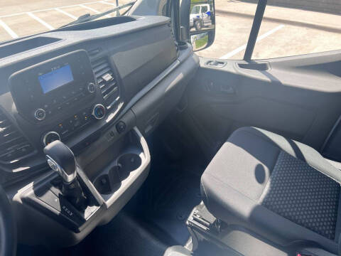 2025 Ford Transit