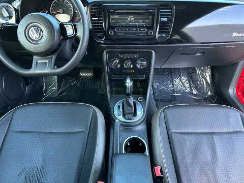 2015 Volkswagen Beetle 1.8T Classic PZEV