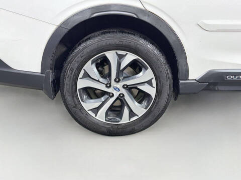 2020 Subaru Outback Touring XT
