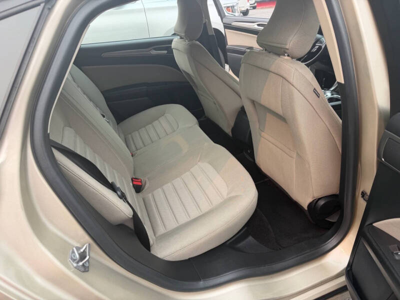 2017 Ford Fusion S