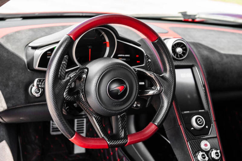 2012 McLaren MP4-12C