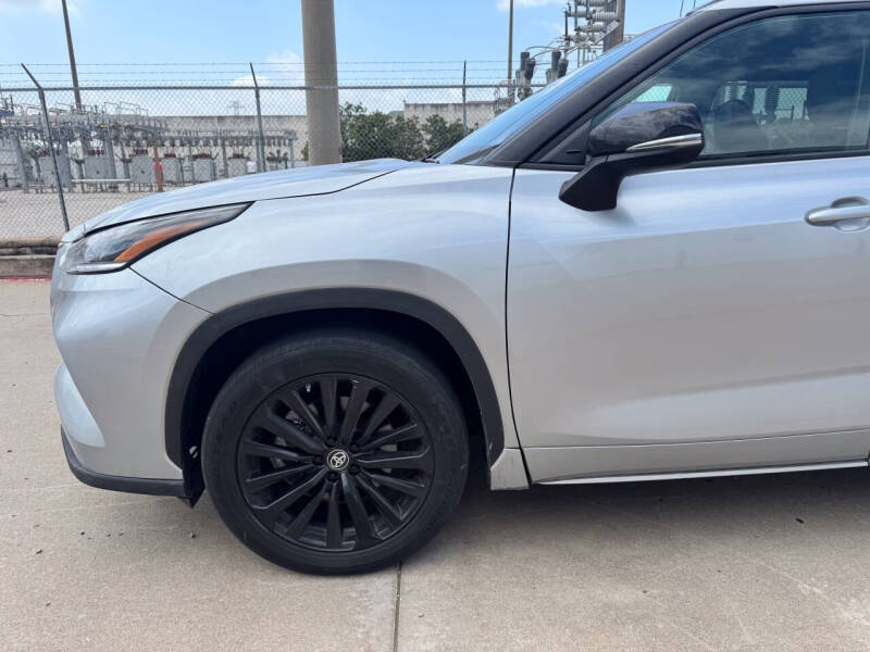 2024 Toyota Highlander XSE