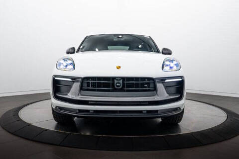 2026 Porsche Macan T