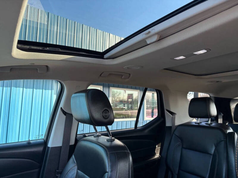 2021 Chevrolet Traverse RS