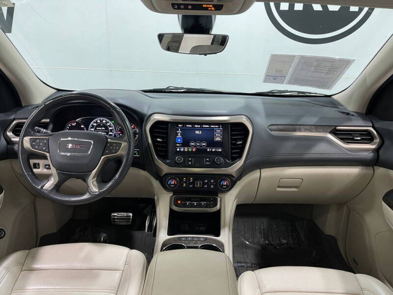 2021 GMC Acadia Denali