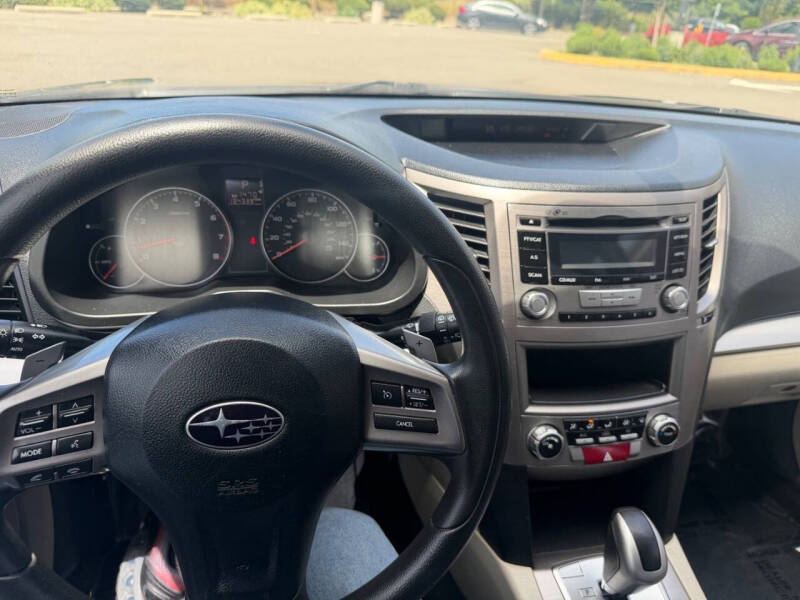 2013 Subaru Outback 2.5i