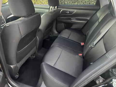 2017 Nissan Altima 2.5 SR