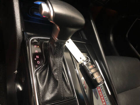 2017 Kia Cadenza Premium