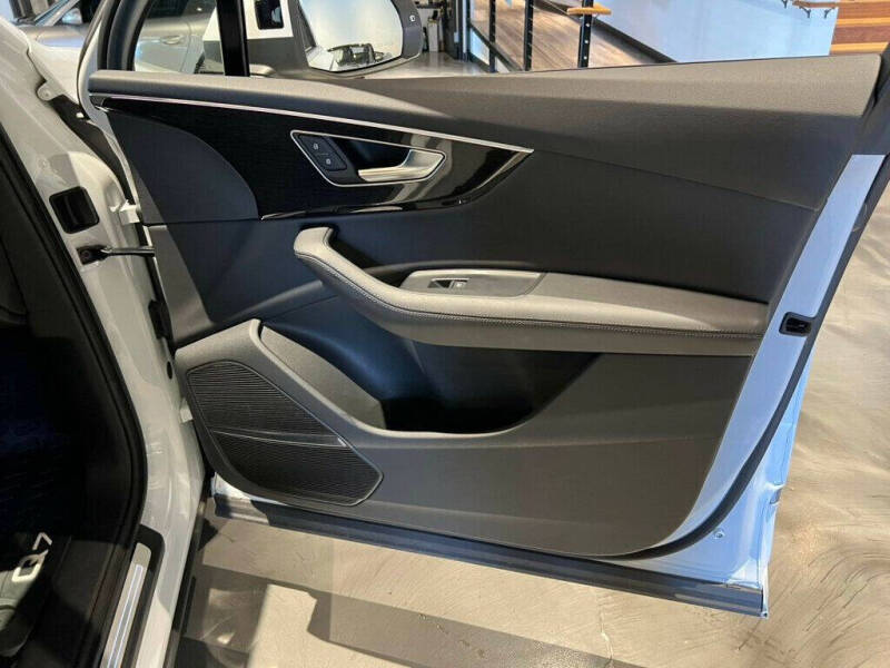 2023 Audi Q7 quattro Prestige 55 TFSI