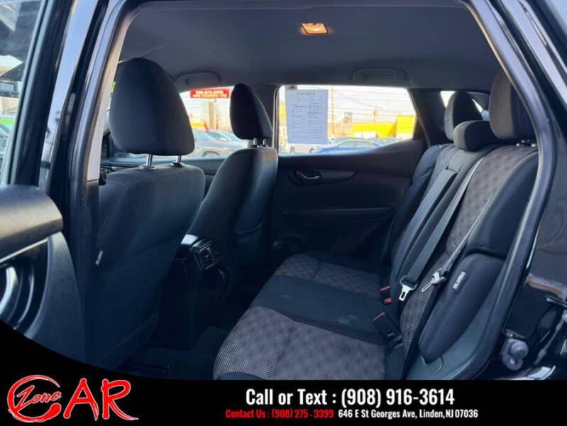 2021 Nissan Rogue Sport SV