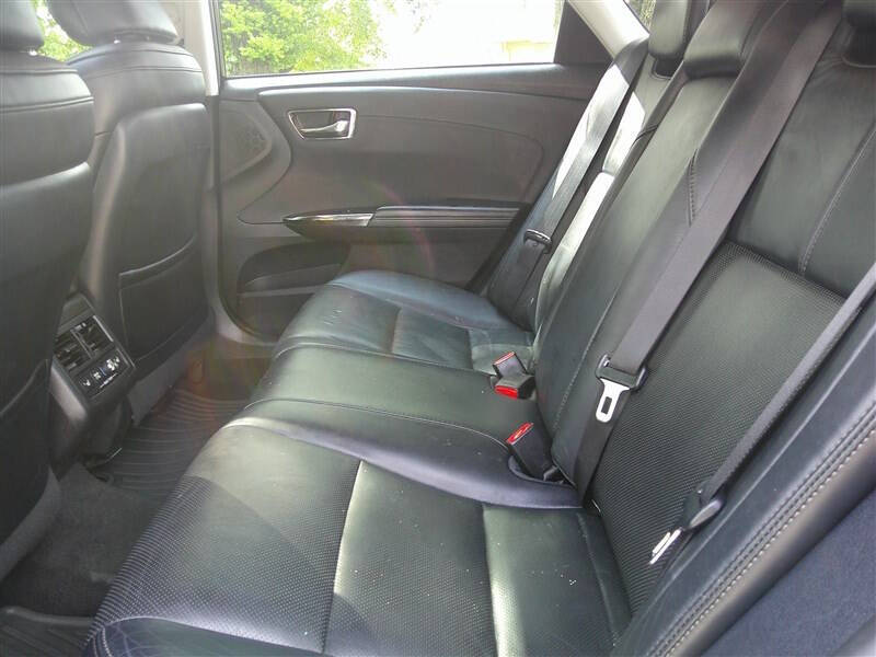 2016 Toyota Avalon XLE