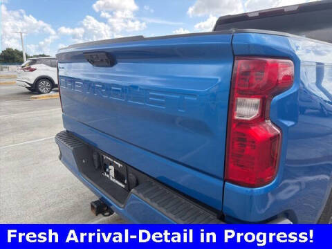 2022 Chevrolet Silverado 1500 Custom