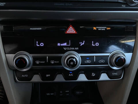 2020 Hyundai Elantra