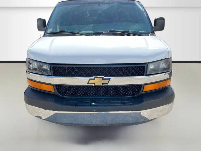 2024 Chevrolet Express 2500