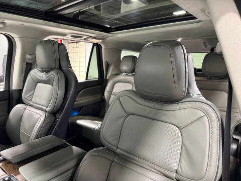 2022 Lincoln Navigator Black Label