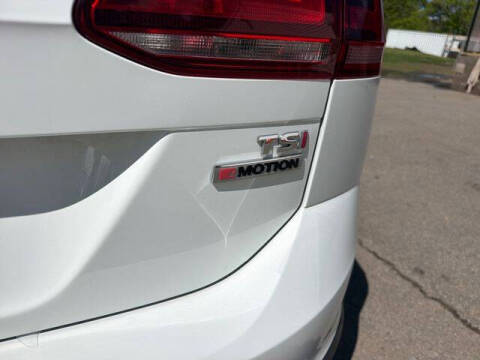 2017 Volkswagen Golf Alltrack