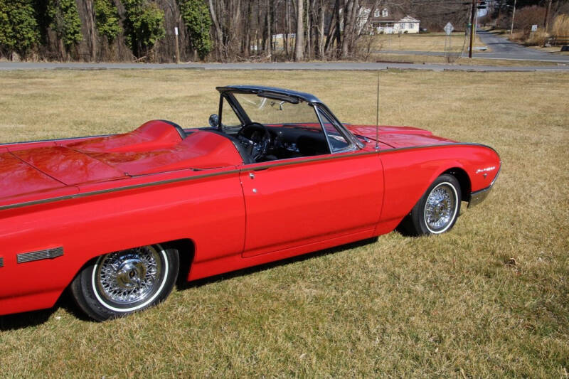 1962 Ford Thunderbird