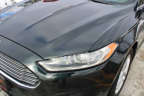 2014 Ford Fusion SE