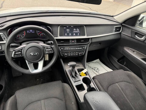 2019 Kia Optima LX