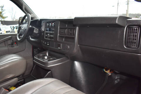 2017 Chevrolet Express 2500